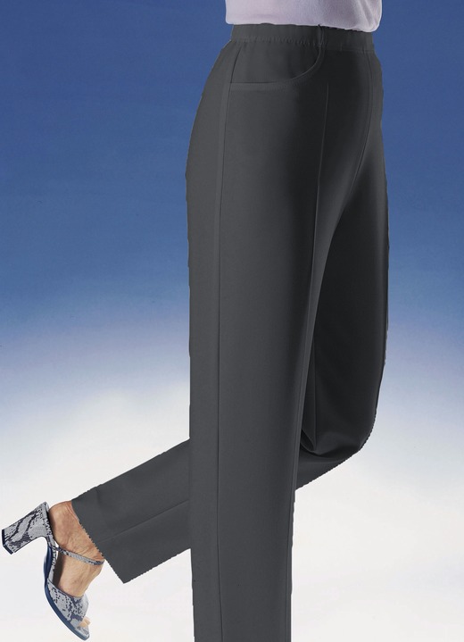 Hosen mit Knopf- und Reißverschluss - Hose mit praktischen Seitentaschen in 6 Farben Hosen mit Knopf- und Reißverschluss - Hose mit praktischen Seitentaschen in 6 Farben, in Größe 019 bis 054, in Farbe SCHWARZ