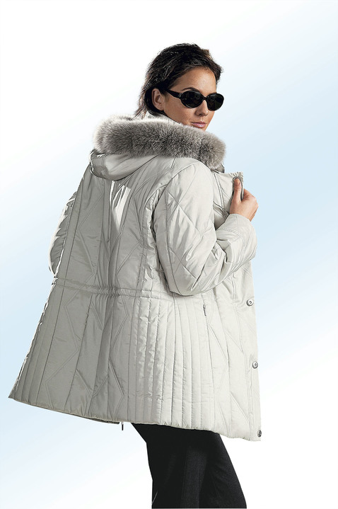 Winterjacken - Jacke mit figurfreundlichen Steppvarianten , in Größe 038 bis 052, in Farbe STEIN Ansicht 1