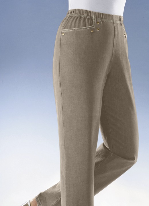 - Jeans aus Soft-Denim in 6 Farben, in Größe 019 bis 060, in Farbe SAND