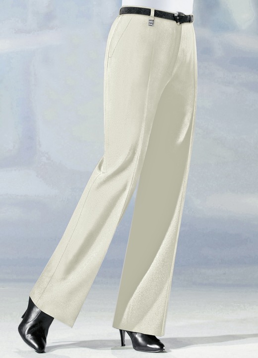 Hosen mit Knopf- und Reißverschluss - Hose in angesagter Marlene-Form, in Größe 019 bis 096, in Farbe HELLBEIGE