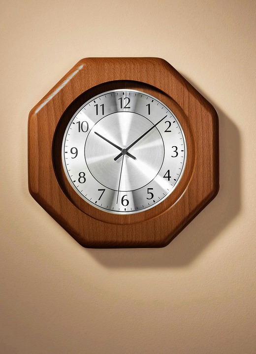 Uhren - Wanduhr mit Funkwerk, in Farbe NUSSBAUM Ansicht 1