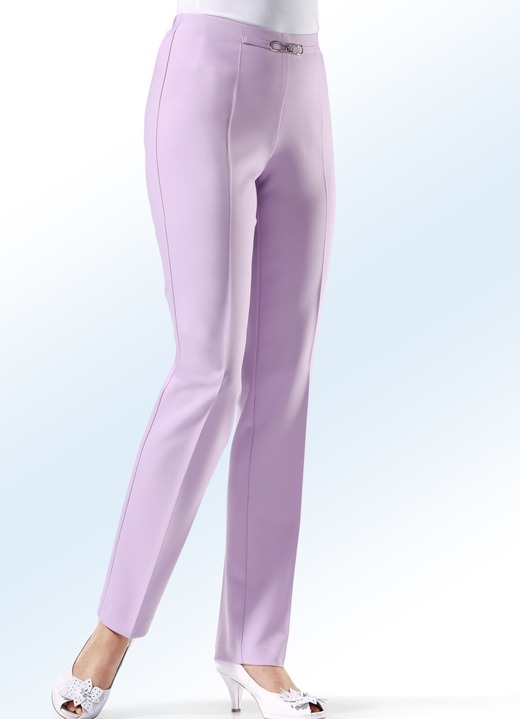 Hosen - Hose mit modisch schmaler Fußweite, in Größe 019 bis 245, in Farbe FLIEDER Ansicht 1