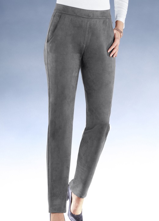 Hosen in Schlupfform - Trendige, samtweiche Hose, in Größe 018 bis 092, in Farbe GRAU Ansicht 1