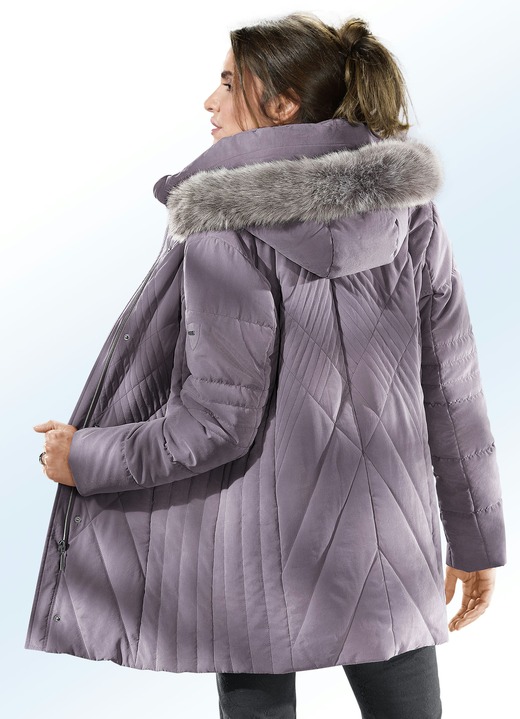 Winterjacken - Jacke mit figurbetonendem Stepp, in Größe 019 bis 054, in Farbe ROSENHOLZ Ansicht 1