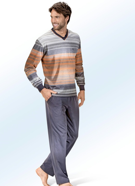 Schlafanzüge - Hajo Klima Komfort Schlafanzug mit V-Ausschnitt, Brusttasche und garngefärbtem Ringeldessin, in Größe 046 bis 060, in Farbe GRAFIT-BUNT