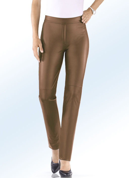 Hosen in Schlupfform - Hose aus softem Nappaleder-Imitat, in Größe 018 bis 235, in Farbe COGNAC Ansicht 1