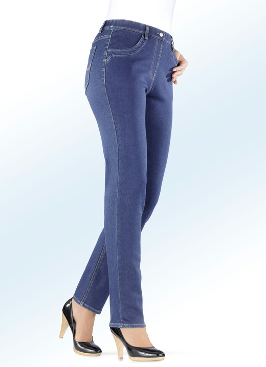 Hosen - Figurformende Power-Stretch-Jeans, in Größe 017 bis 092, in Farbe JEANSBLAU Ansicht 1