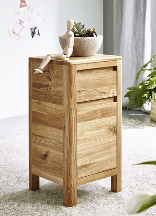 Kommode aus geöltem Massivholz