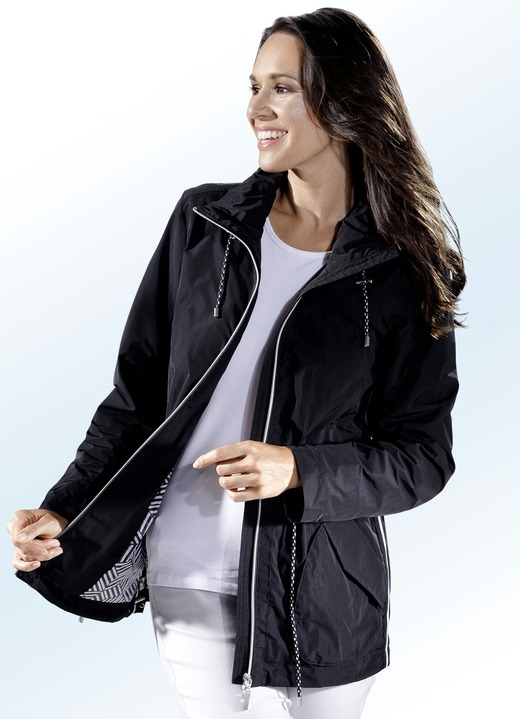 Kurz - Jacke mit tollem Innenleben Kurz - Jacke mit tollem Innenleben, in Größe 036 bis 056, in Farbe SCHWARZ