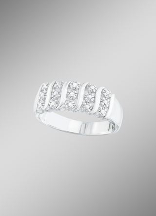 Toller Damenring mit Diamanten