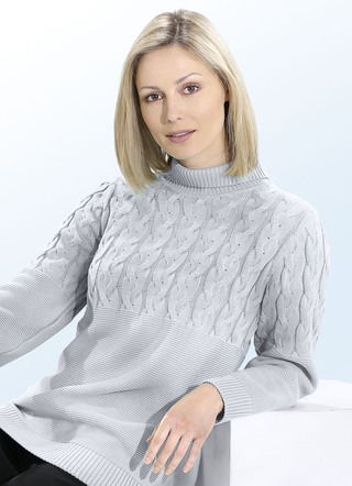 Pullover mit Zopfmuster