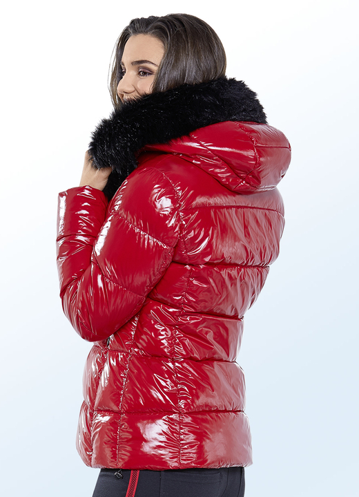 Winterjacken - Jacke in trendgenauer Lack-Optik, in Größe 034 bis 050, in Farbe ROT Ansicht 1
