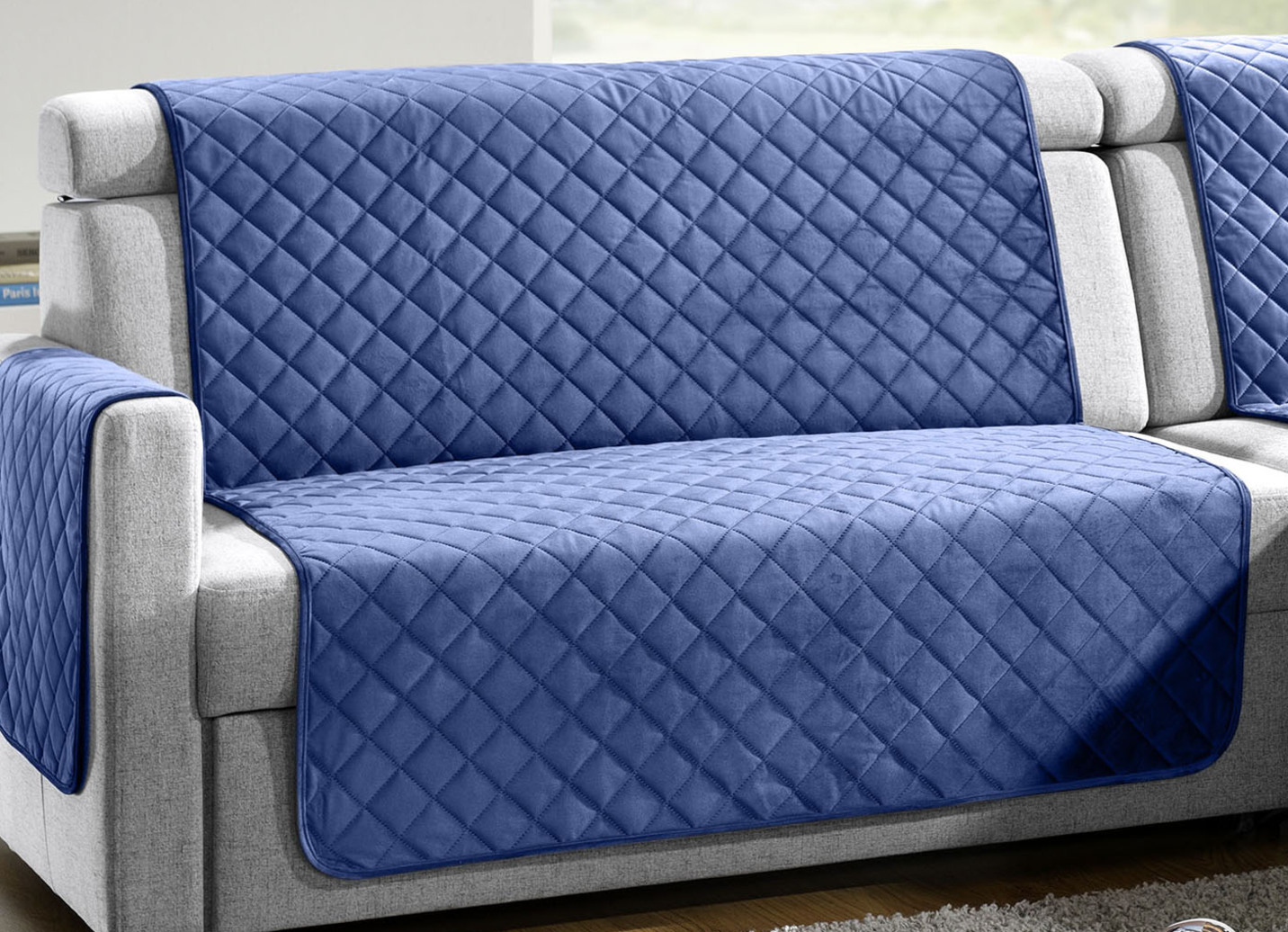 Edle Wohnaccessoires mit Bandeinfassung - Sessel ... Edle Wohnaccessoires mit Bandeinfassung - Sessel ...