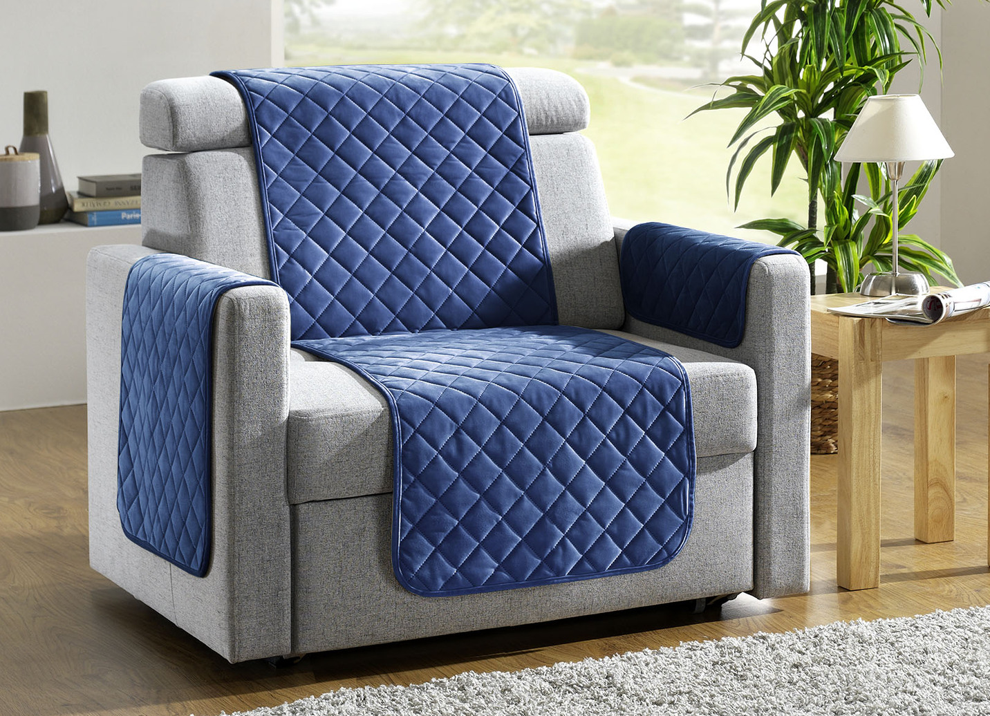 Edle Wohnaccessoires mit Bandeinfassung - Sessel ... Edle Wohnaccessoires mit Bandeinfassung - Sessel ...