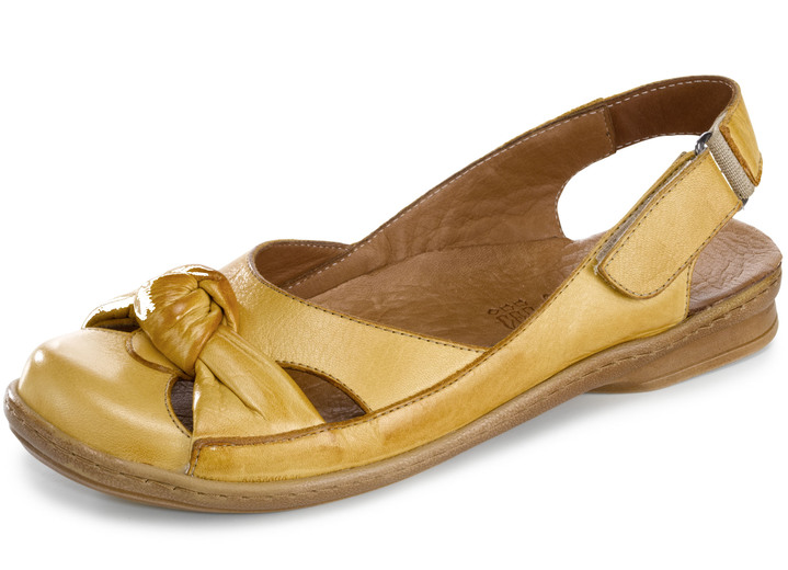 Sandaletten & Pantoletten - Gemini Sandale mit Klettspange, in Größe 036 bis 042, in Farbe SENFGELB Ansicht 1