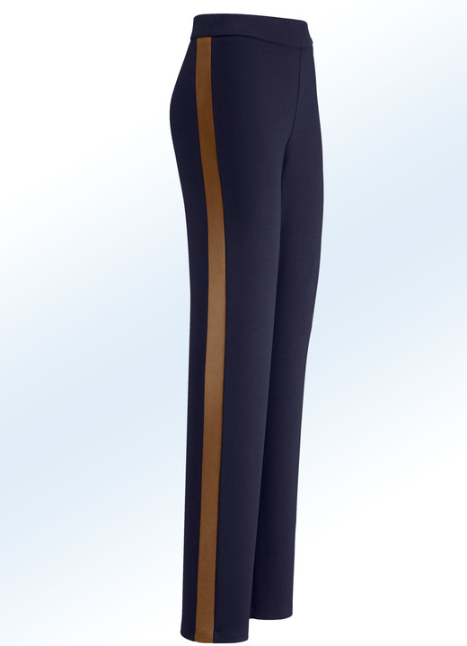 Hosen - Hose im angesagten Materialmix, in Größe 018 bis 245, in Farbe MARINE-COGNAC Ansicht 1