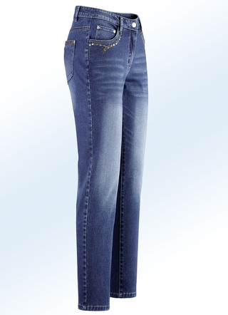 Jeans mit schönem Nietenbesatz