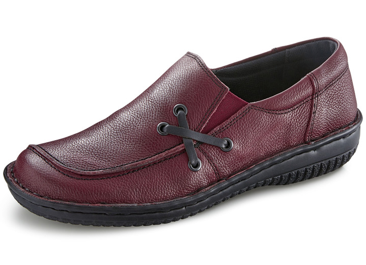 Slipper & Schnürschuhe - Slipper mit schwarzem Lederdurchzug, in Größe 037 bis 041, in Farbe BURGUND Ansicht 1