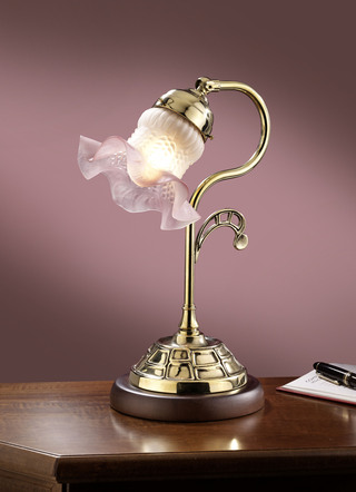 Exquisite Tischleuchte aus massivem Messing