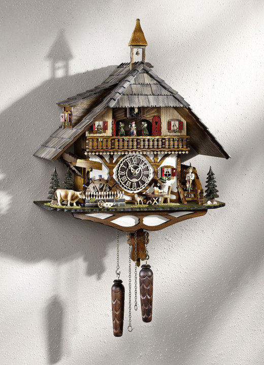 - In Handarbeit gefertigte Kuckucksuhr aus Holz, in Farbe , in Ausführung Mit Balkon, Kuh und Hund