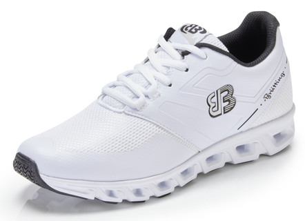 Sneaker aus luftigem Textilmaterial