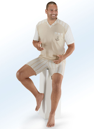 Götting Shorty mit V-Ausschnitt, Brusttasche, Naturfaser