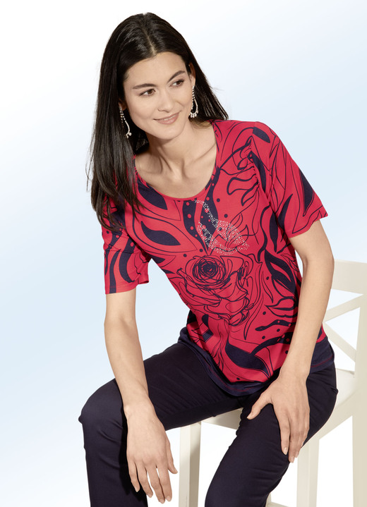 Kurzarm - Shirt mit rundem Halsausschnitt in 2 Farben, in Größe 038 bis 054, in Farbe ROT-MARINE Ansicht 1