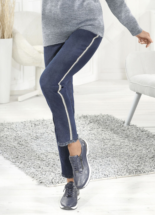 Hosen mit Knopf- und Reißverschluss - Edel-Jeans mit Strasssteinchen , in Größe 017 bis 052, in Farbe DUNKELBLAU Ansicht 1