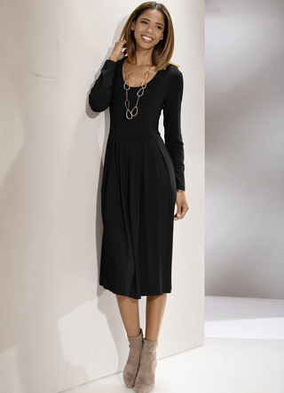 Kleid mit rundem Halsausschnitt