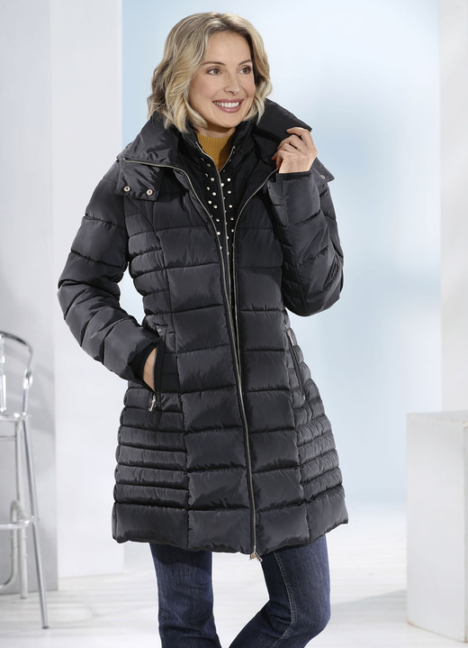 Winterjacken - Longjacke mit Riegel an der abnehmbaren Kapuze, in Größe 034 bis 052, in Farbe SCHWARZ Ansicht 1