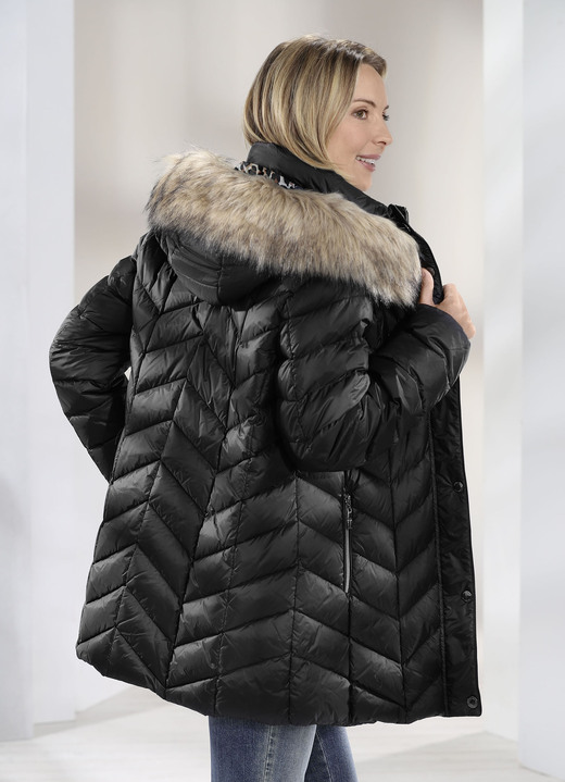 Daunenjacken - Daunenjacke mit abnehmbarer Kapuze Daunenjacken - Daunenjacke mit abnehmbarer Kapuze, in Größe 036 bis 052, in Farbe SCHWARZ