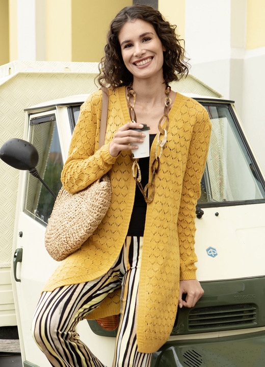 - Long-Strickjacke mit Ajourdessin, in Größe 038 bis 052, in Farbe SAFRAN Ansicht 1