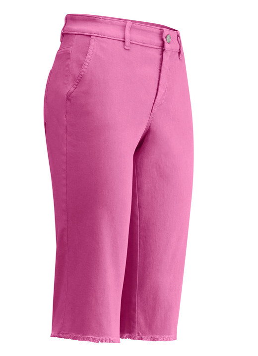 Hosen mit Knopf- und Reißverschluss - Magic-Jeans-Bermudas Hosen mit Knopf- und Reißverschluss - Magic-Jeans-Bermudas, in Größe 034 bis 050, in Farbe PINK