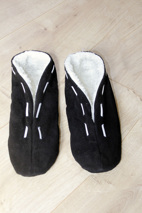 Schuhe & Einlagen - Fellhausschuhe, in Größe 001 bis 005, in Farbe SCHWARZ Ansicht 1
