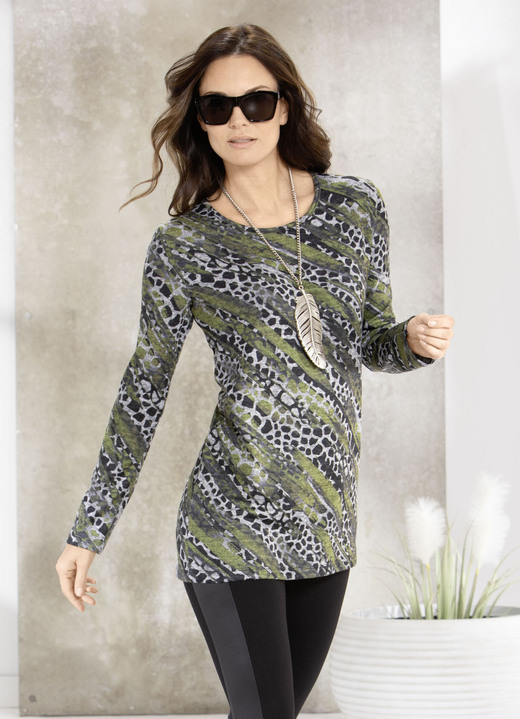 Shirts - Shirt mit Rundhalsausschnitt, in Größe 044 bis 052, in Farbe OLIV-GRAU Ansicht 1