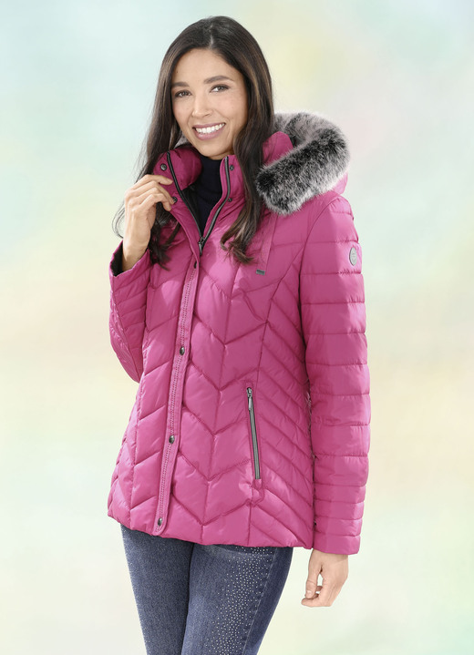Winterjacken - Jacke mit abnehmbarer Kapuze Winterjacken - Jacke mit abnehmbarer Kapuze, in Größe 034 bis 052, in Farbe FUCHSIA