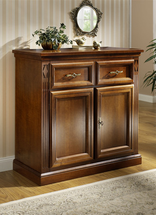 Sideboard, 2-türig mit Echtholzfurnier und Verzierungen