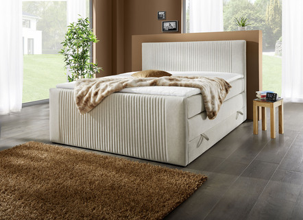 Boxspringbett mit Bettkasten