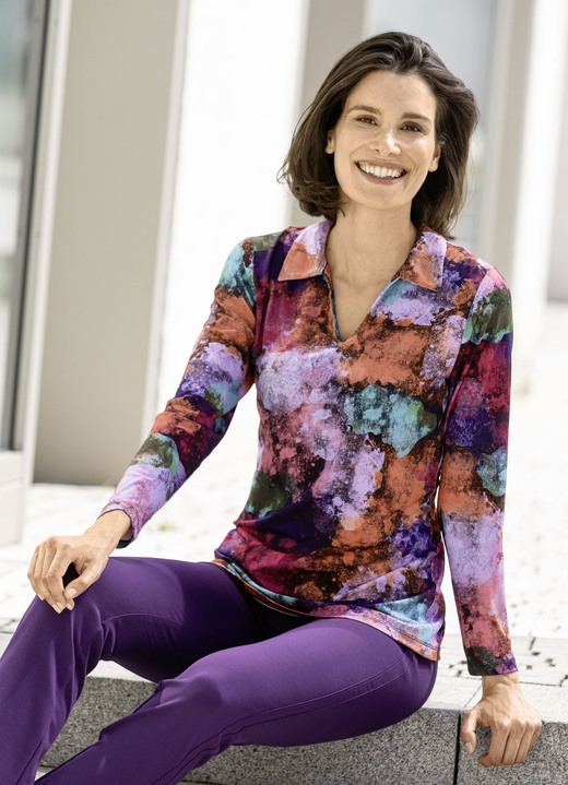 Shirts - Einzigartiges Poloshirt mit V-Ausschnitt, in Größe 038 bis 054, in Farbe MULTICOLOR