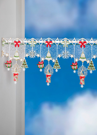 Weihnachtliche Stangendekoration aus echter Plauener Spitze
