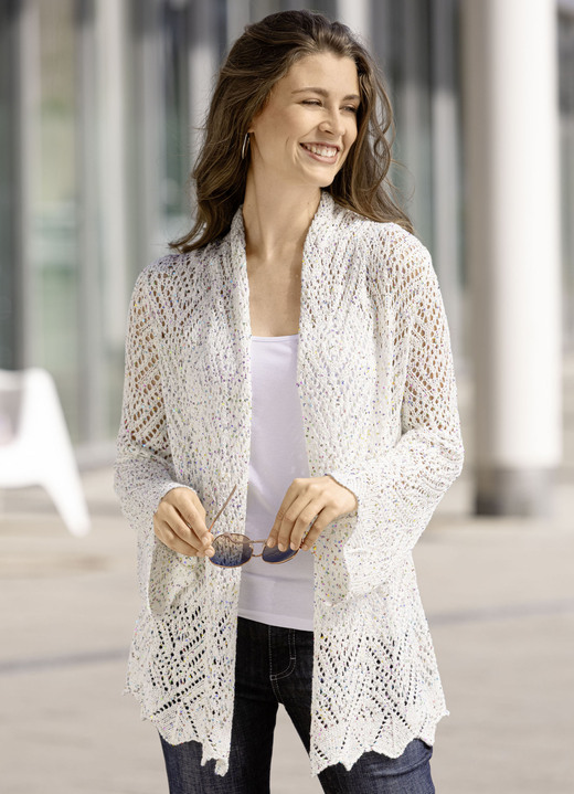 Pullover & Strickmode - Strickjacke aus Paillettengarn, in Größe 036 bis 052, in Farbe WEISS-MULTICOLOR Ansicht 1