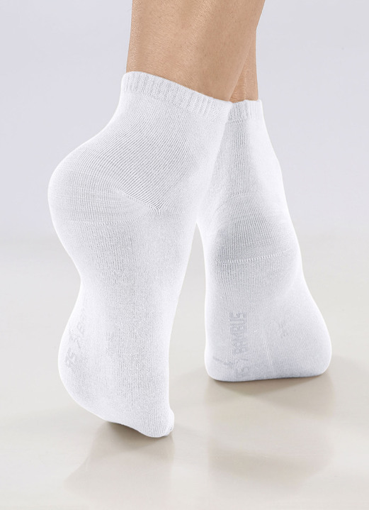- Sechserpack Socken mit Softrand, in Größe 1 (Schuhgr. 35-38) bis 3 (Schuhgr. 43-46), in Farbe 3X WEISS, 3X SCHWARZ Ansicht 1