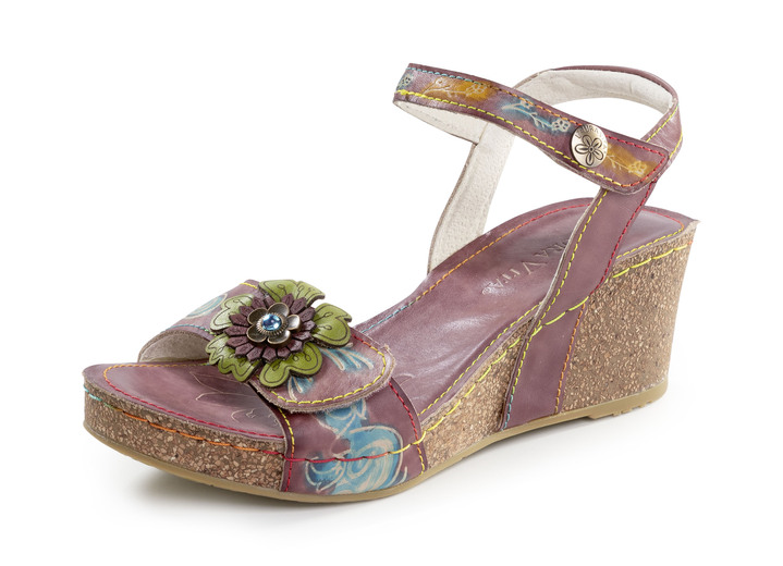 Sandaletten & Pantoletten - Laura Vita Sandalette mit Blütenschmuck, in Größe 036 bis 042, in Farbe BURGUND-BUNT Ansicht 1