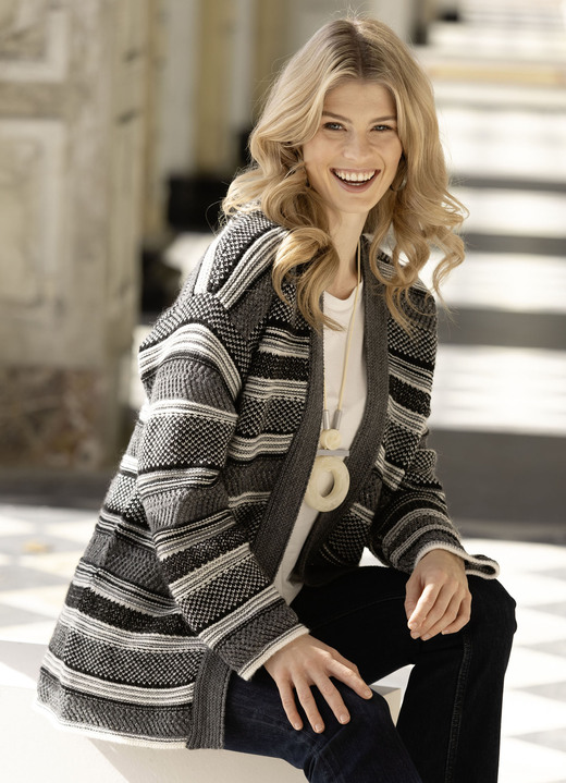 Strickjacken - Strickjacke mit Alpaka und in Strukturmix Strickjacken - Strickjacke mit Alpaka und in Strukturmix, in Größe L(44/46) bis XXL(52/54), in Farbe SCHWARZ-GRAU-ECRU