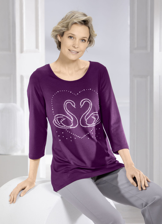 3/4-Arm - Shirt mit edler Strasszier in 2 Farben, in Größe 038 bis 052, in Farbe AUBERGINE Ansicht 1