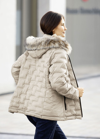 Funktionsjacke mit geklebten Kammern