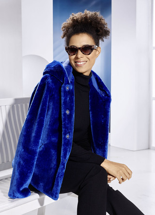Jacke aus kuschelweichem Kunstpelz