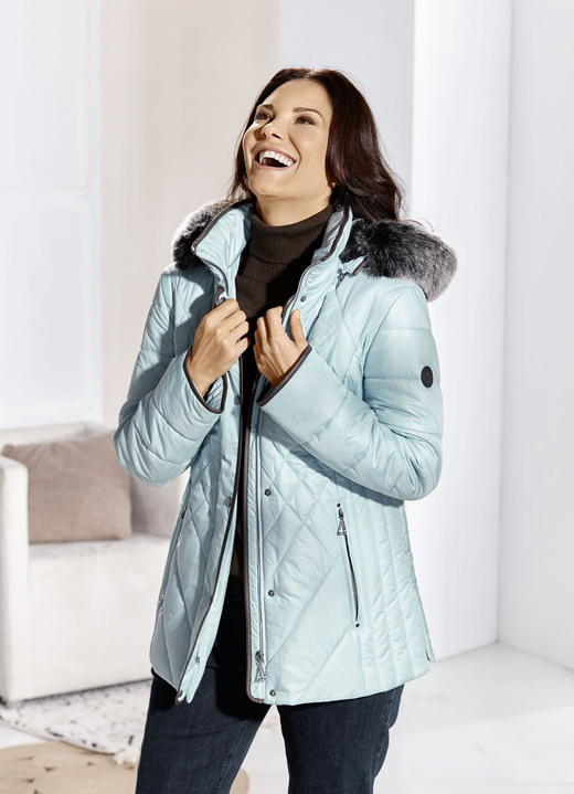 Winterjacken - Jacke mit figurfreundlicher Längssteppung seitlich Winterjacken - Jacke mit figurfreundlicher Längssteppung seitlich, in Größe 036 bis 054, in Farbe GLETSCHER
