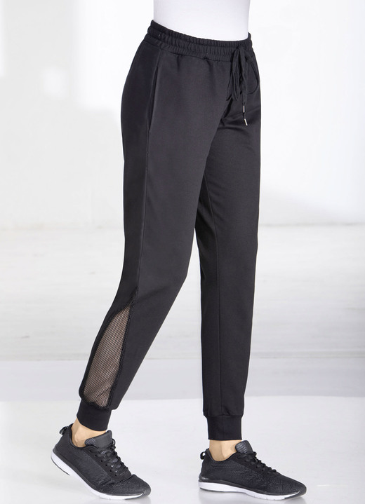 Freizeithosen - Freizeithose mit Netzeinsatz in 4 Farben, in Größe 3XL (52/54) bis XXL (48/50), in Farbe SCHWARZ Ansicht 1