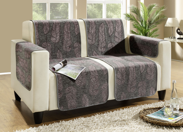 Sessel- & Sofaüberwürfe - Sesselschoner mit Anti-Rutsch-Beschichtung, in Größe 101 (Sesselschoner, 50x150 cm) bis 865 (2 Armlehnenschoner, 50x 70 cm), in Farbe AUBERGINE Ansicht 1